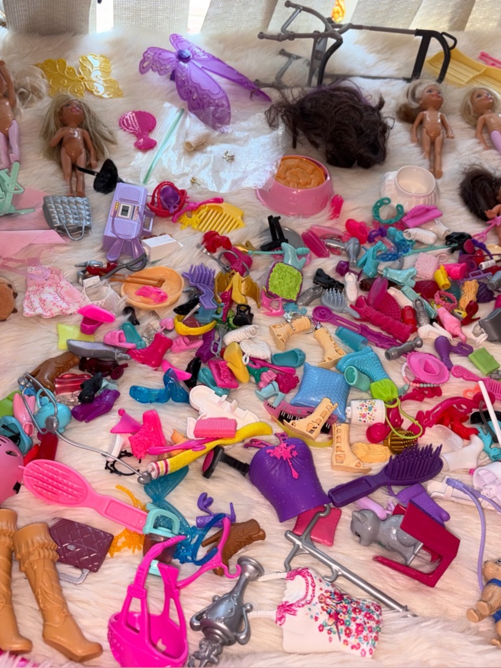 Barbie’s shoes + accessories